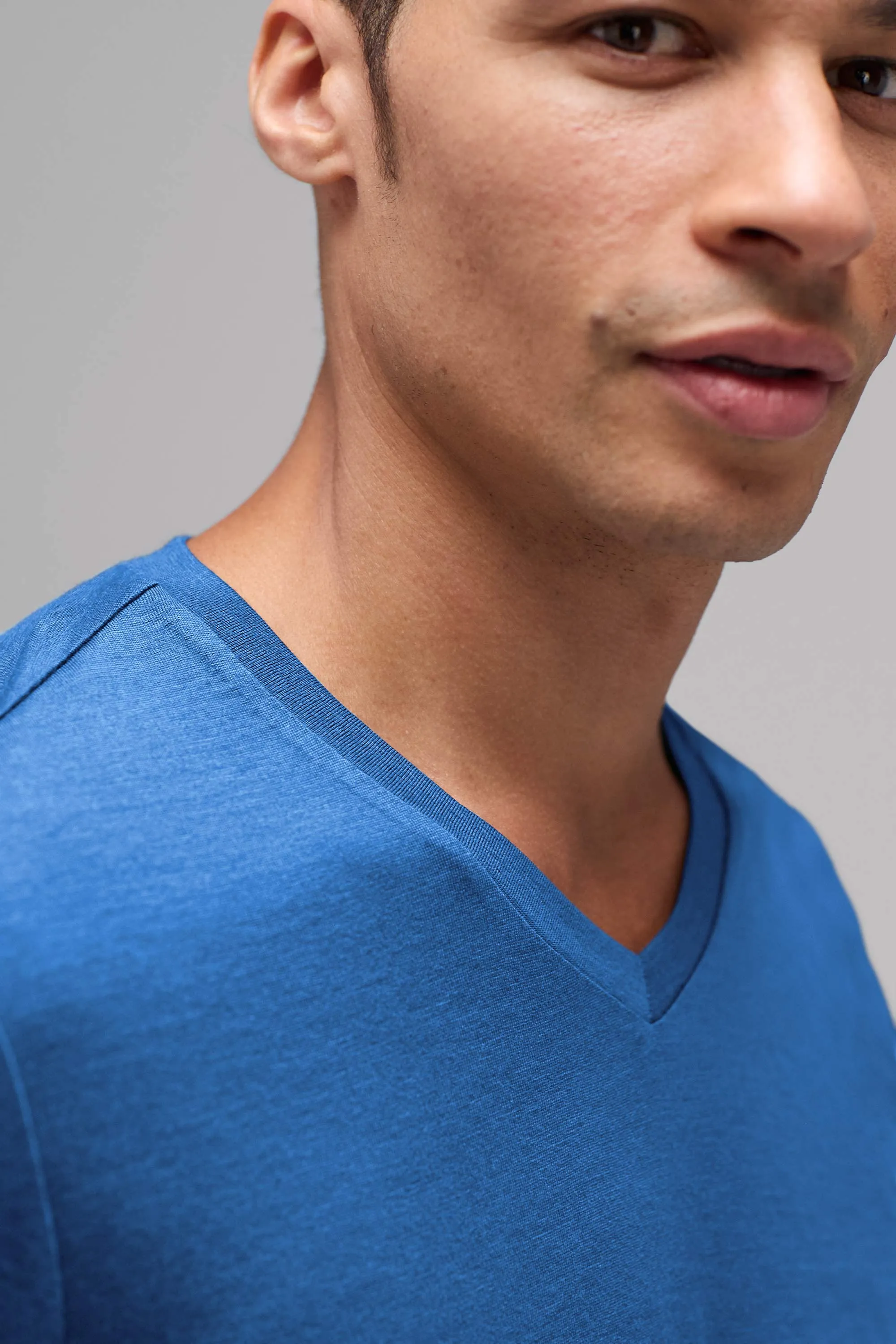 Men's Merino V-Neck T-Shirt,Men Tops