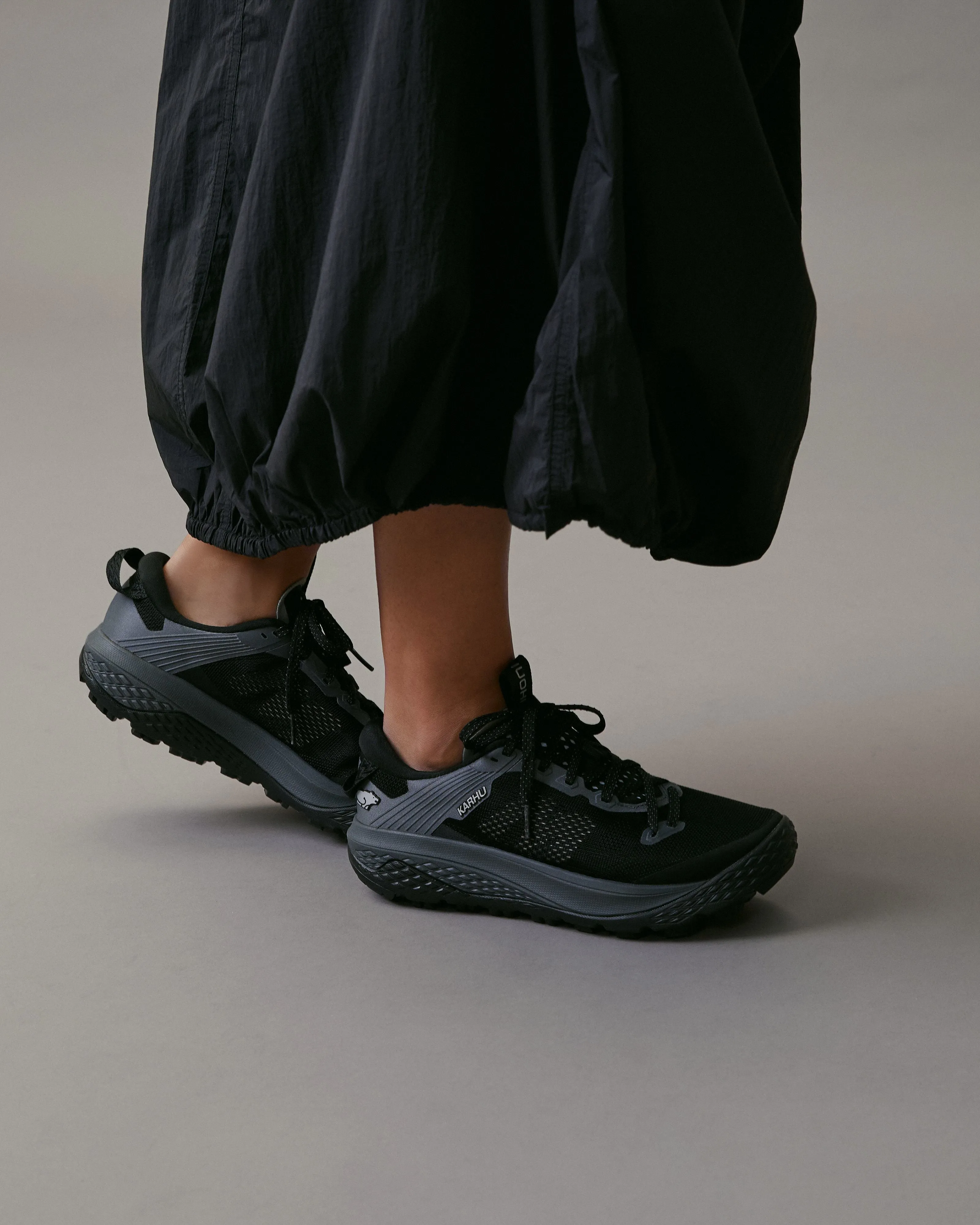 WOMEN'S IKONI TRAIL WR - BLACK / BLACK,Women Shoes