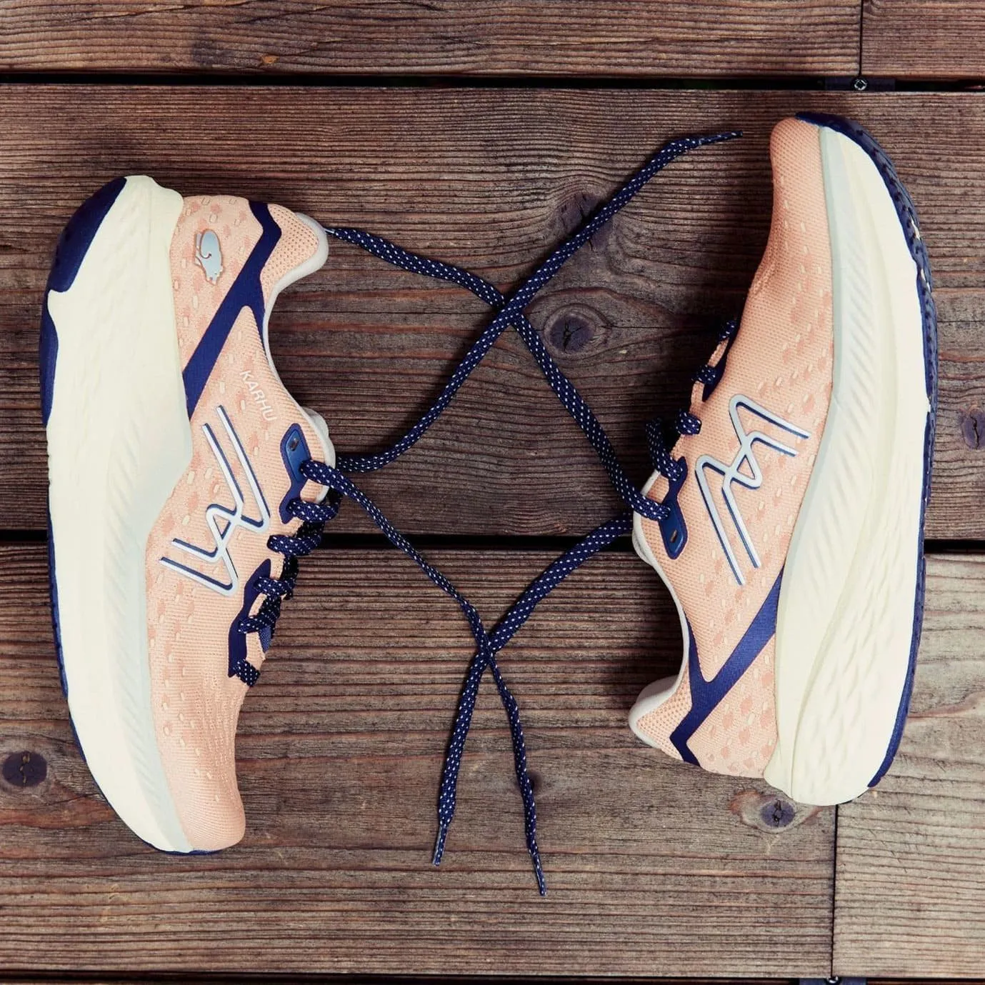 WOMEN'S MESTARI RUN - PINK SAND / VANILLA,Women Shoes