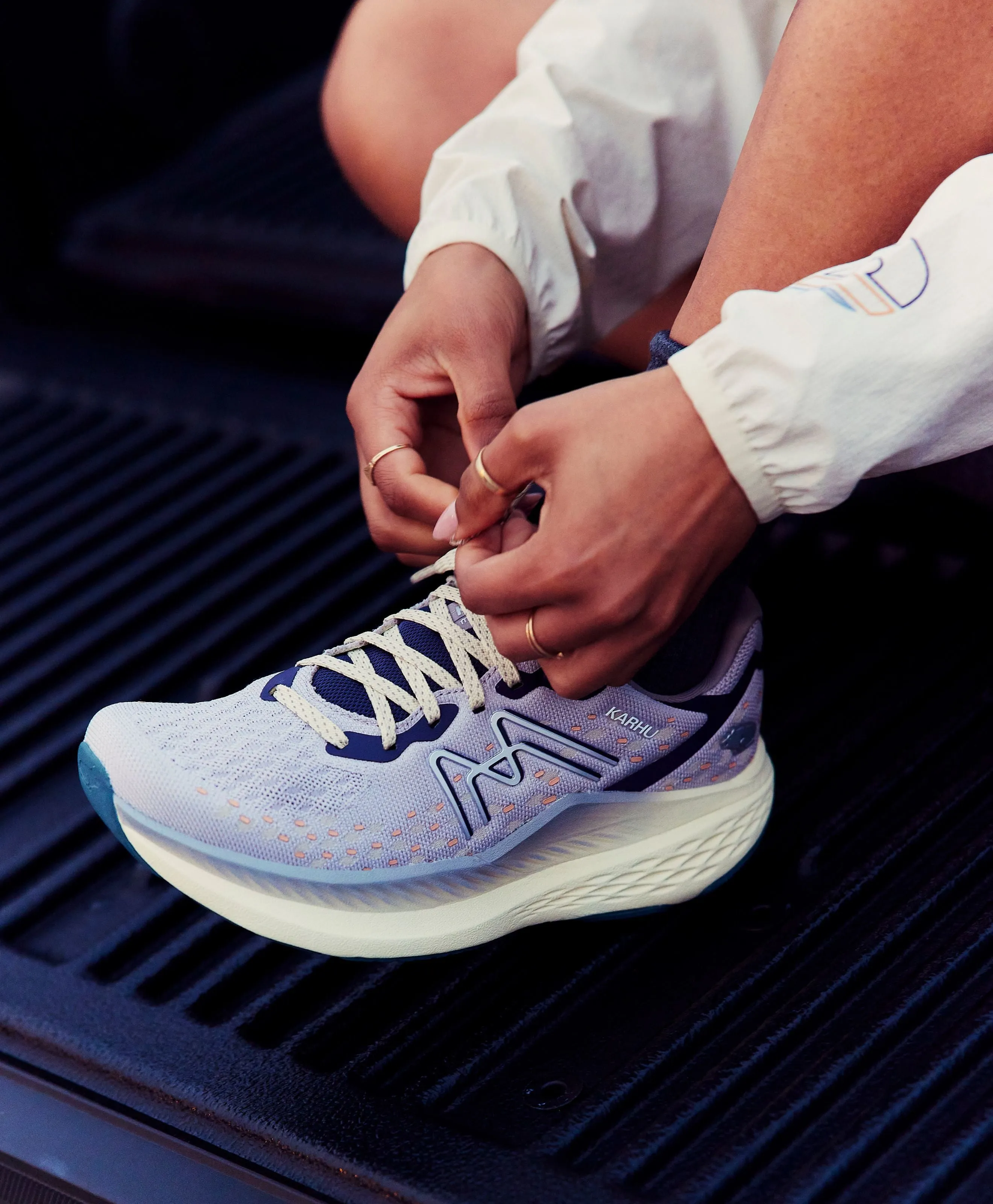 WOMEN'S MESTARI RUN - RAIN DROPS / SEEDPEARL,Women Shoes