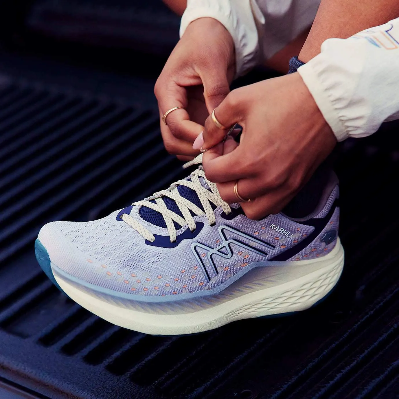 WOMEN'S MESTARI RUN - RAIN DROPS / SEEDPEARL,Women Shoes
