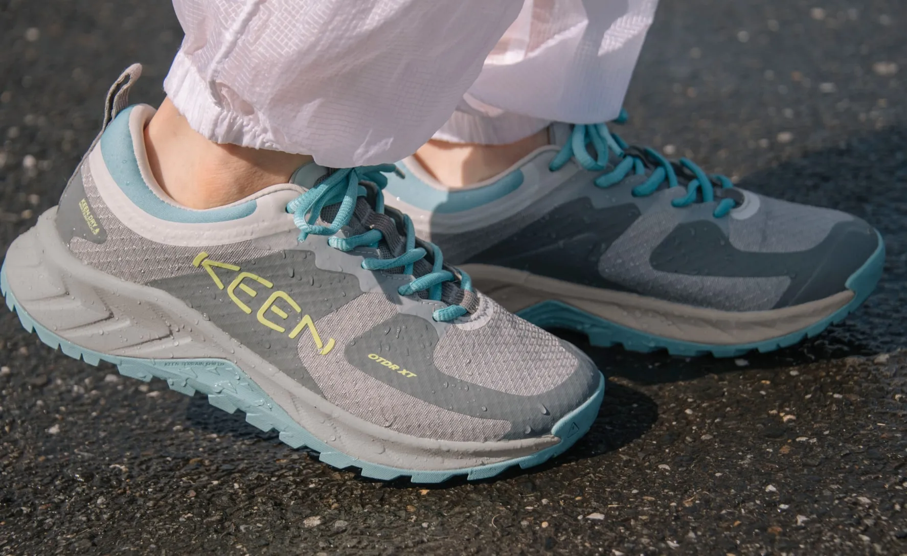 Women's Versacore Waterproof Shoe  |  Beaujolais/Gold Flame,Anti-Slip